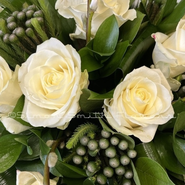 12 White Roses - Image 2