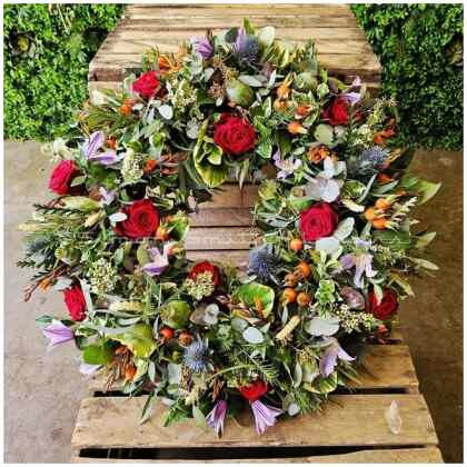 Cottage Garden Wreath Harmony